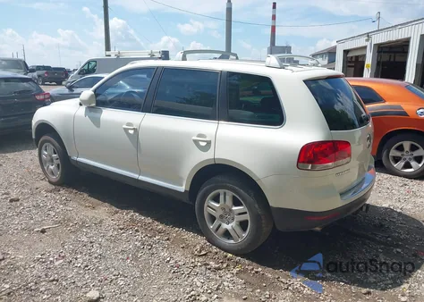2005 Volkswagen Touareg V8 из США, поврежденный, VIN WVGCM77L45D005529